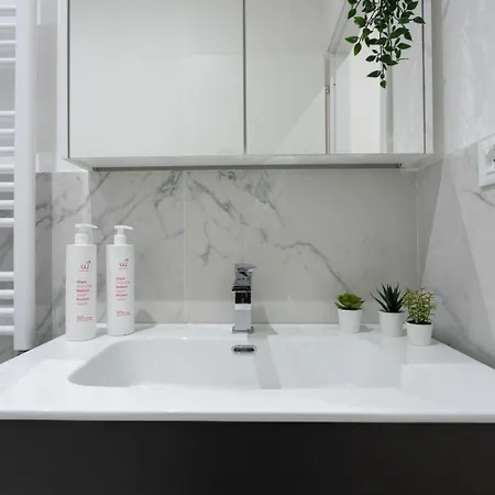 Apartment Casa Del Monumento Del Re By Wonderful Italy Turin